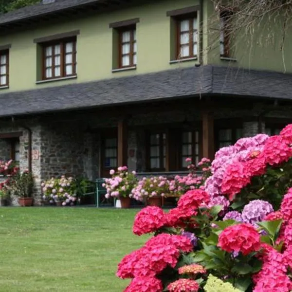 玛丽亚塞西莉亚乡村民宿，位于Gédrez的酒店