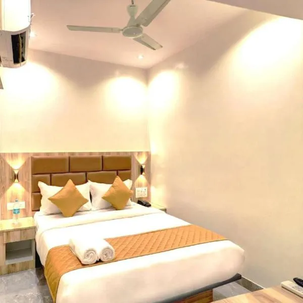 Hotel Enigma Inn，位于孟买的酒店