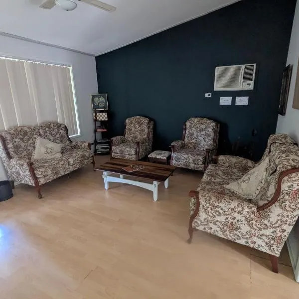 The Cottage on George Street，位于Jarrahdale的酒店