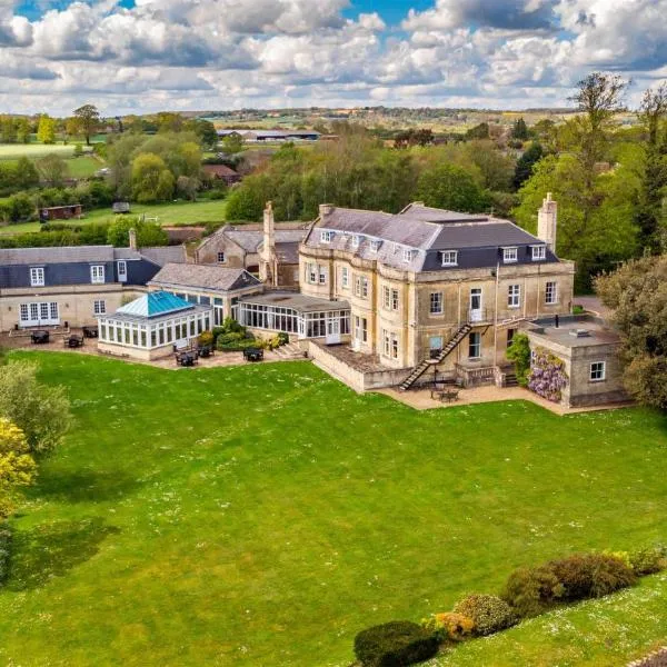 Leigh Park Country House Hotel & Vineyard, BW Signature Collection，位于埃文河畔布拉德福的酒店