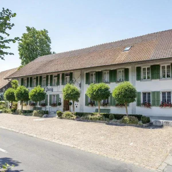 克罗伊茨酒店，位于Mühledorf的酒店