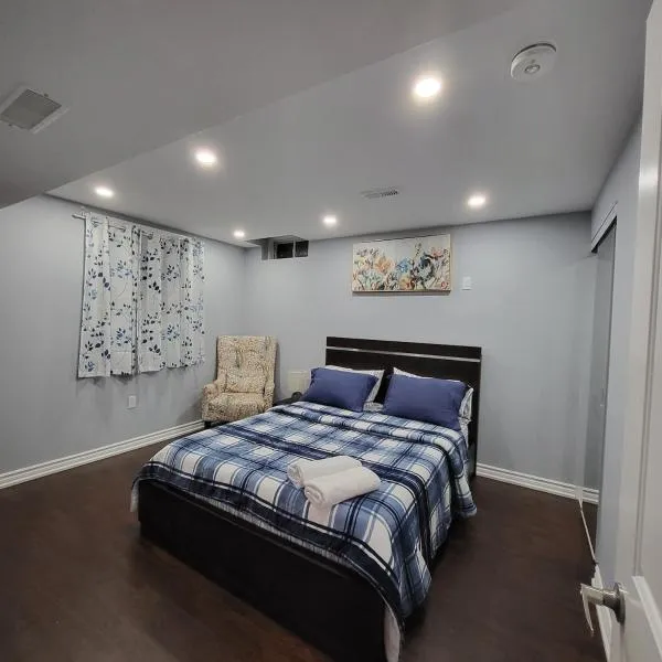 Cozy 2 Bedroom Suite, 5 mins from Thermea Spa，位于惠特比的酒店