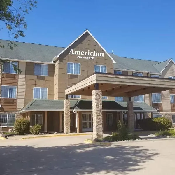 AmericInn by Wyndham, Galesburg, IL，位于盖尔斯堡的酒店