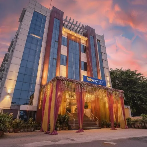 FabHotel Prime Z Grand，位于卢迪亚纳的酒店