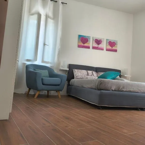 Girasole Casa Vacanza，位于斯特拉德拉的酒店