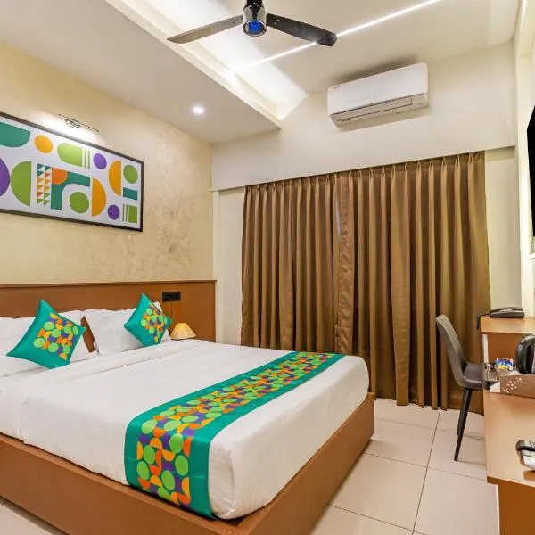 Treebo Urban Nest，位于埃尔讷古勒姆的酒店