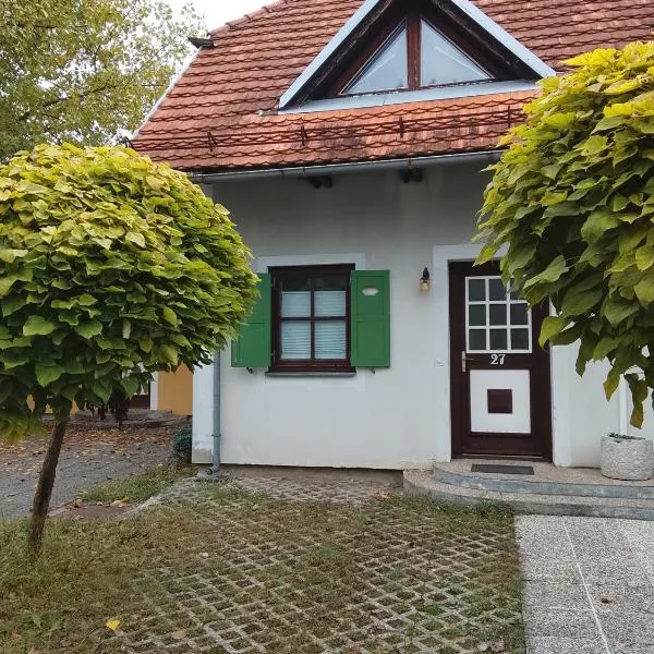 Emma's Holiday Home，位于布雷日采的酒店