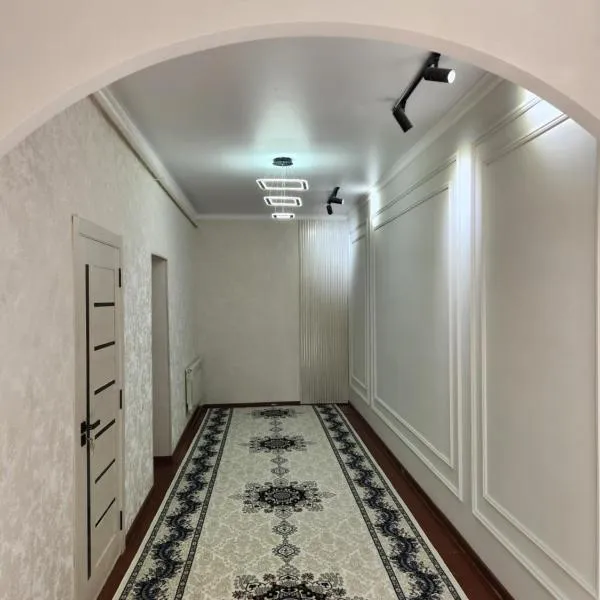 Kamila-House，位于乌尔根奇的酒店