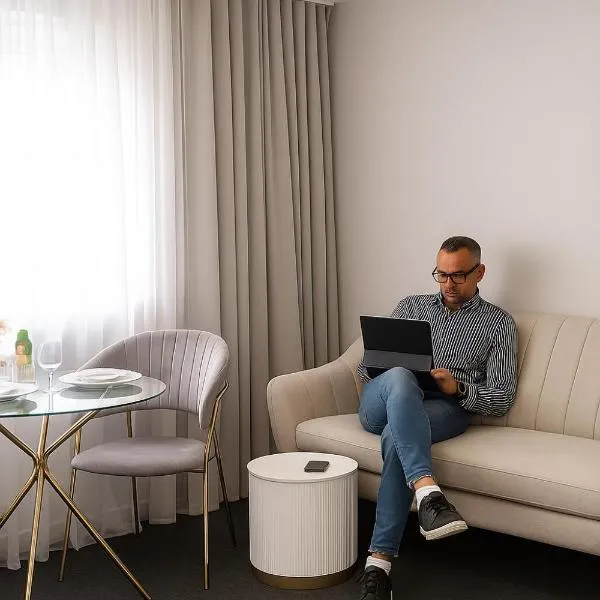 Apartment GREY Comfort，位于比托姆的酒店