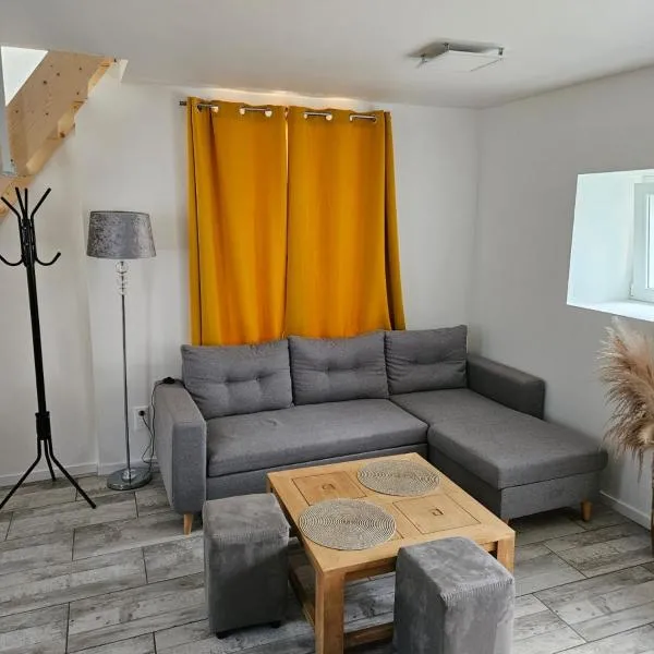 PETITE ET CHARMANTE MAISON à la campagne，位于Plonévez-du-Faou的酒店