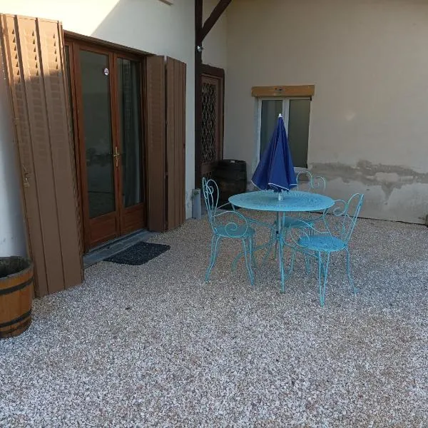 Au fils des Saisons，位于Châtillon-sur-Broué的酒店