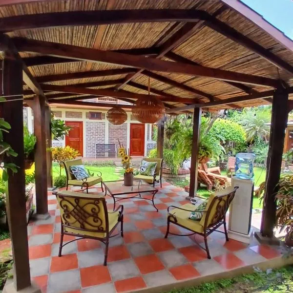 Hostal Don Miguel，位于里瓦斯的酒店