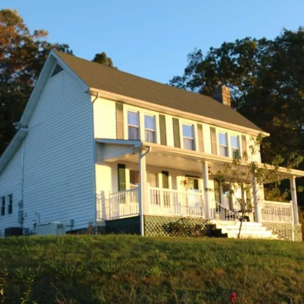 Awesome Flat Top Farmhouse，位于Ghent的酒店