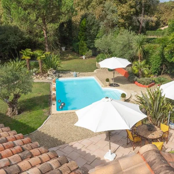 Sur la route des châteaux du Médoc，位于布朗屈埃福尔的酒店