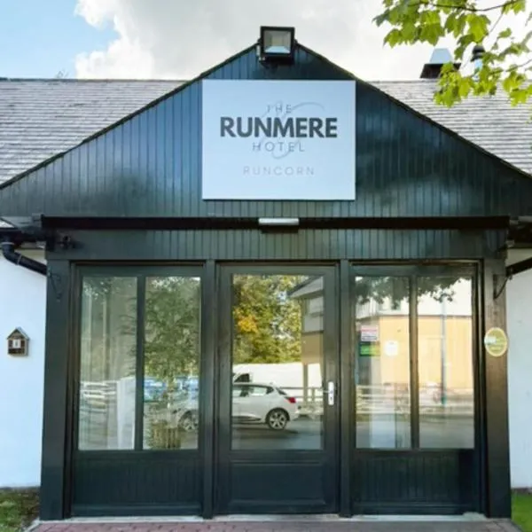 Runmere Hotel, Liverpool South Runcorn, Part of AG Collection，位于朗科恩的酒店