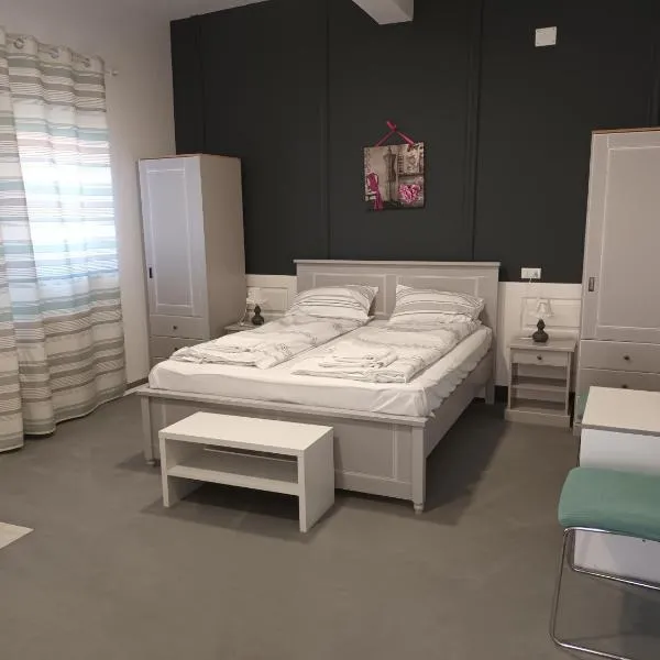 Hunedoara Sport Confort，位于胡内多阿拉的酒店