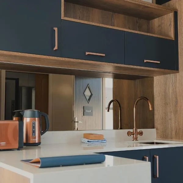 Jackton Distillery Steadings，位于巴斯比的酒店