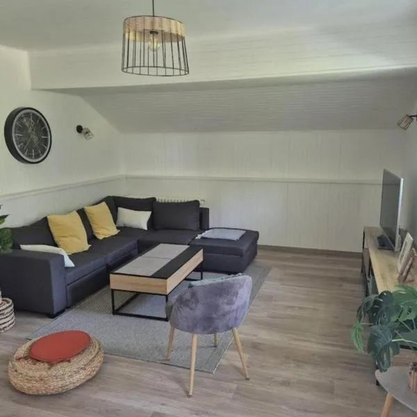 Appartement T3 avec vue lac，位于吕格兰的酒店