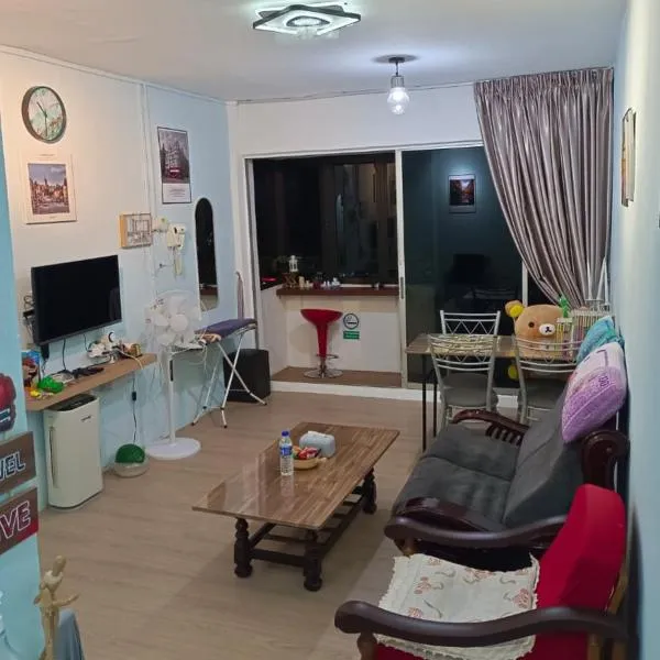 Kluang Countryside Scenery NO LIFT SECOND FLOOR，位于居銮的酒店