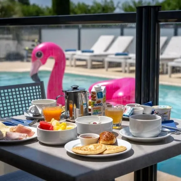 Hotel Caiman，位于皮耶尔拉特的酒店