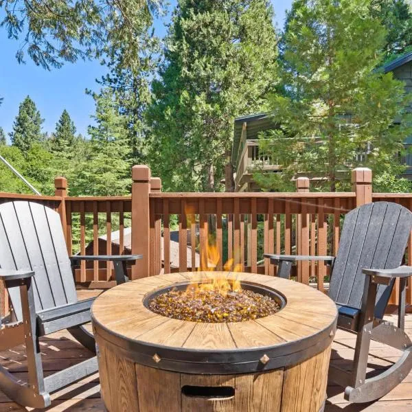 Lewis Creek cabin near Yosemite king beds，位于奥克赫斯特的酒店