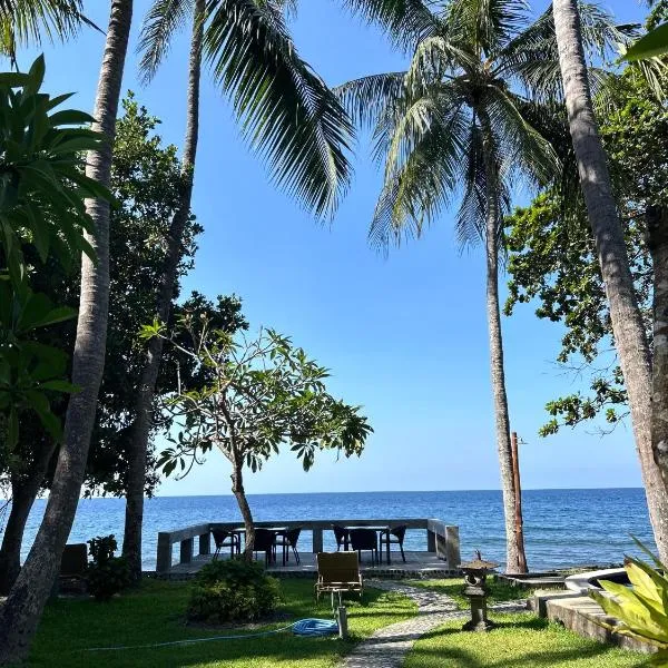 Bali Cottage Sambirenteng，位于布莱伦的酒店