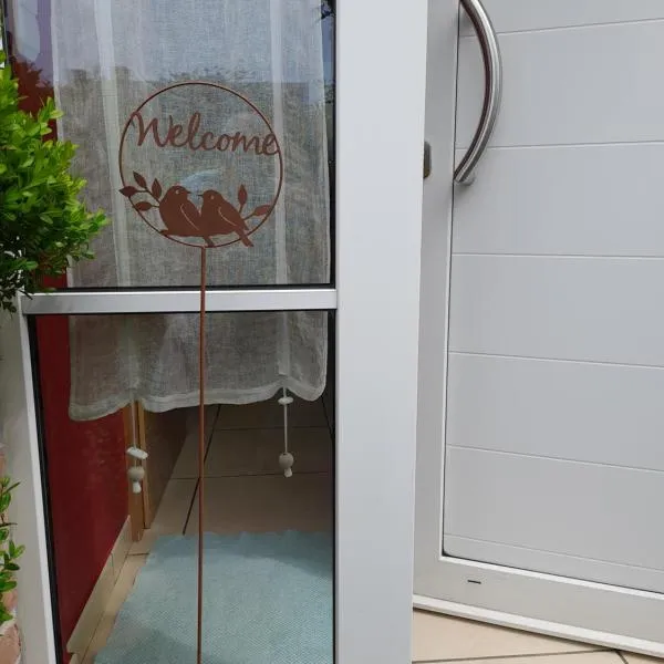 HISTOIRE DE LOLA Durbuy，位于杜柏的酒店