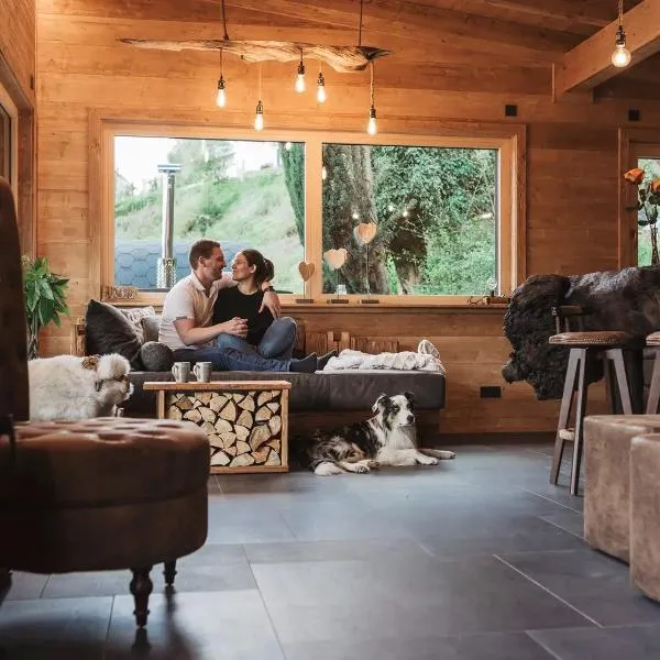 Romantikchalet Fuchsbau，位于Vorra的酒店