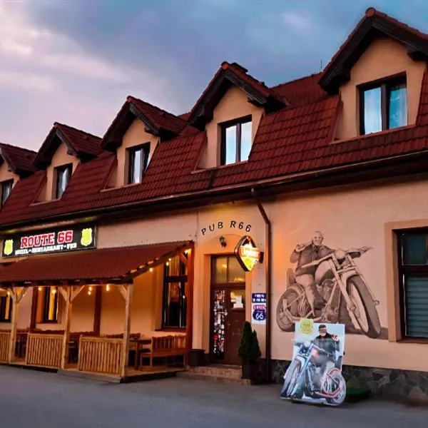 Motel Route 66，位于Lopej的酒店