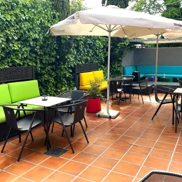 宜必思马德里丰拉夫拉达酒店，位于富恩拉夫拉达的酒店