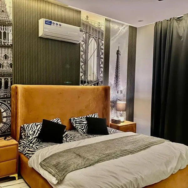 Asnb Residence 1BHK - F1，位于木尔坦的酒店