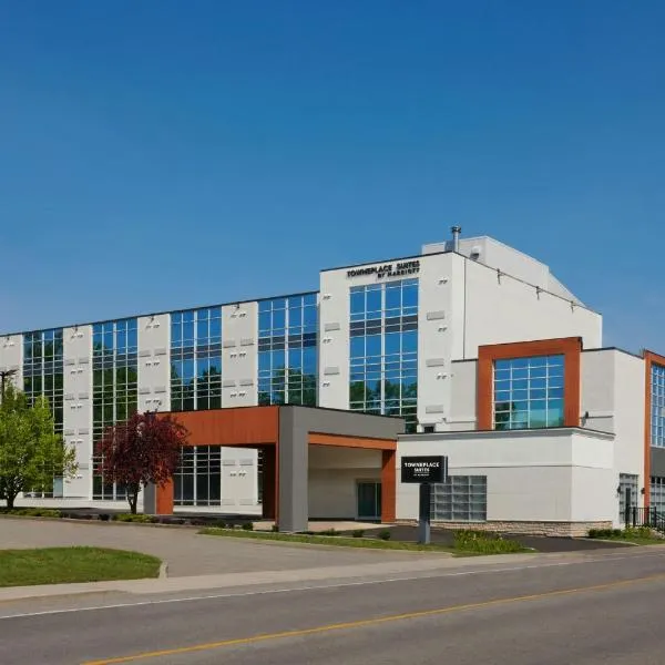 TownePlace Suites by Marriott Niagara Falls Canada，位于尼亚加拉瀑布的酒店