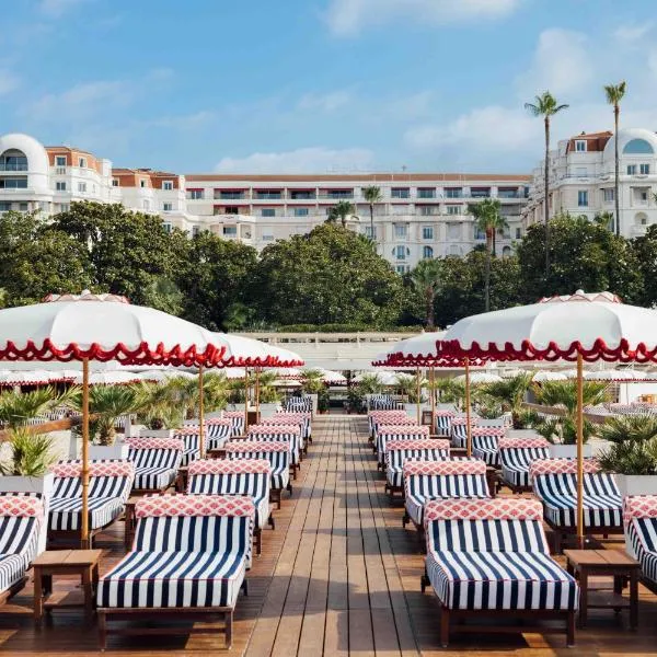 雄伟戛纳巴里耶尔酒店，位于戛纳的酒店