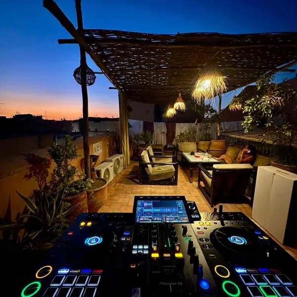 Riad Hostel JAD ZIAD，位于马拉喀什的酒店