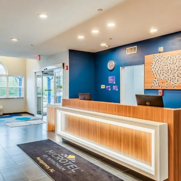 蒙哥马利米克罗客栈及套房酒店，位于蒙哥马利的酒店