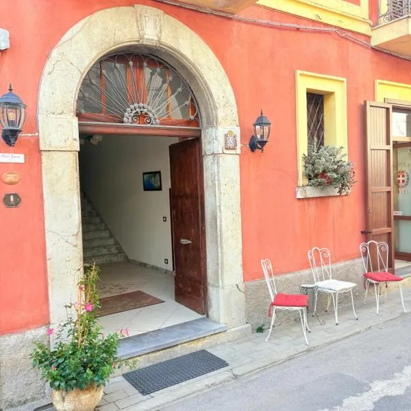 Hotel Savoia，位于萨普里的酒店