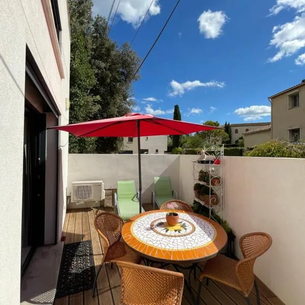 Tiny house avec terrasse privée - Parking - Fibre TV，位于朗贝斯克的酒店