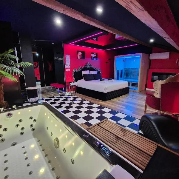 L'Interdit Suite Luxe Romantique Spa Balneo Sauna Hammam，位于塞里雷斯的酒店