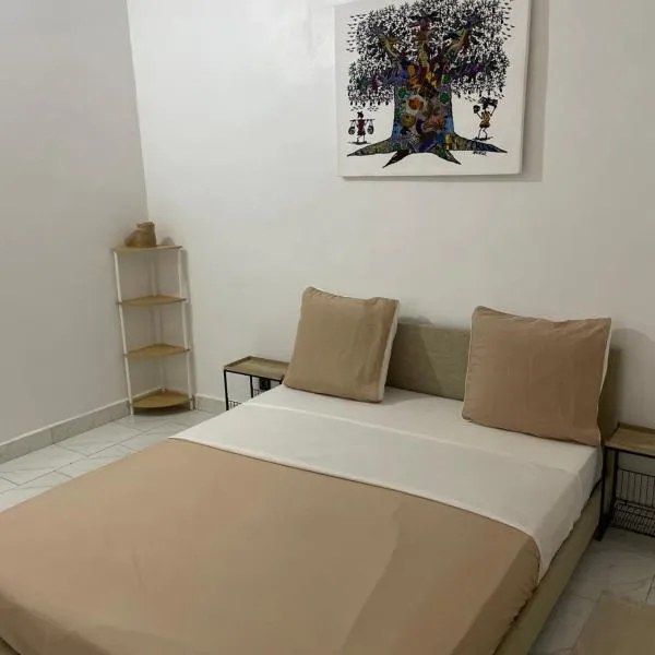 Appartement mbour Saly，位于姆布尔的酒店