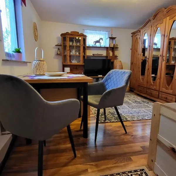 约兰达度假屋 - Ferienwohnung an der A3，位于Urbach-Kirchdorf的酒店