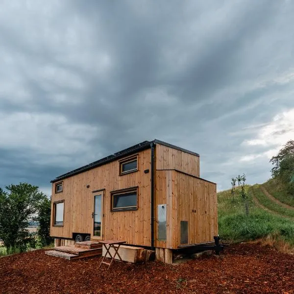Glamping Meze Samota 30min od Brna,位于布尔诺附近斯拉夫科夫的酒店
