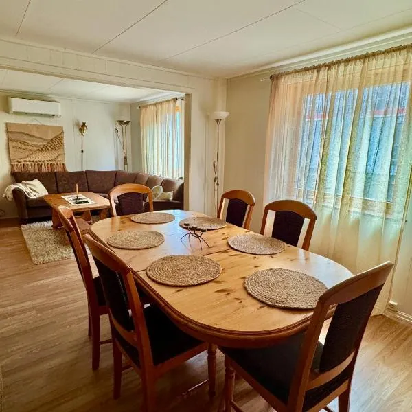 Fjord Haven，位于Gryllefjord的酒店