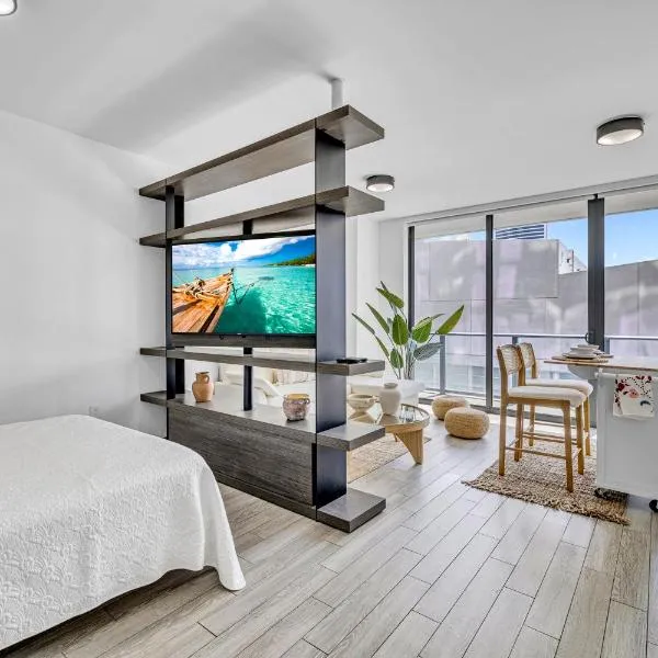 Luxury High-Rise in Downtown Miami - Pool and Gym，位于迈阿密的酒店