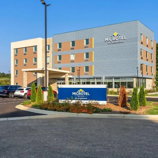 Microtel Inn & Suites by Wyndham Prattville Montgomery，位于普拉特维尔的酒店