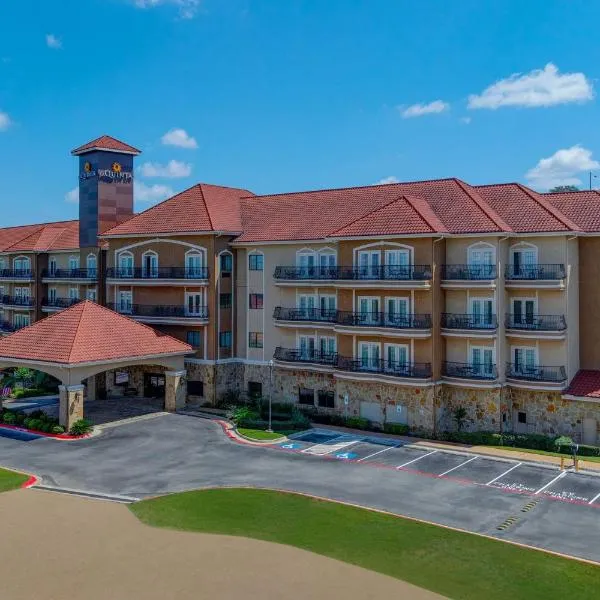 马布尔福尔斯拉金塔旅馆及套房，位于马布尔福尔斯的酒店