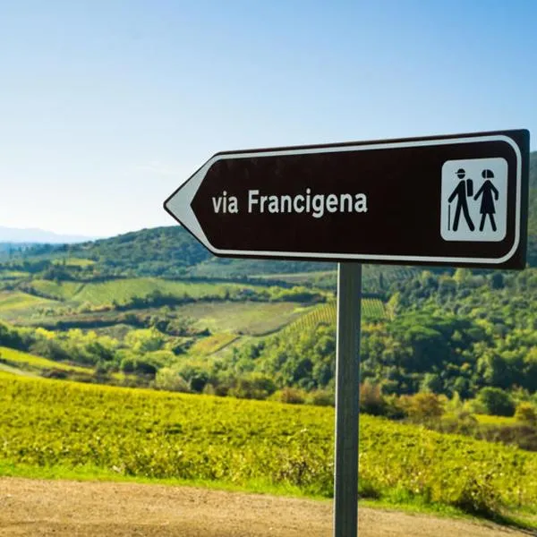 La mansarda di Iside，位于丰迪的酒店