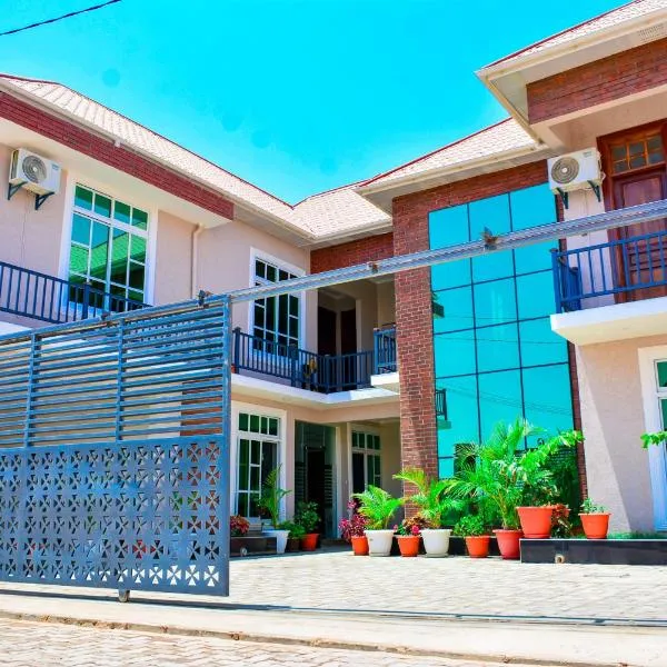 Villa Home Hotel & Apartment，位于多多马的酒店