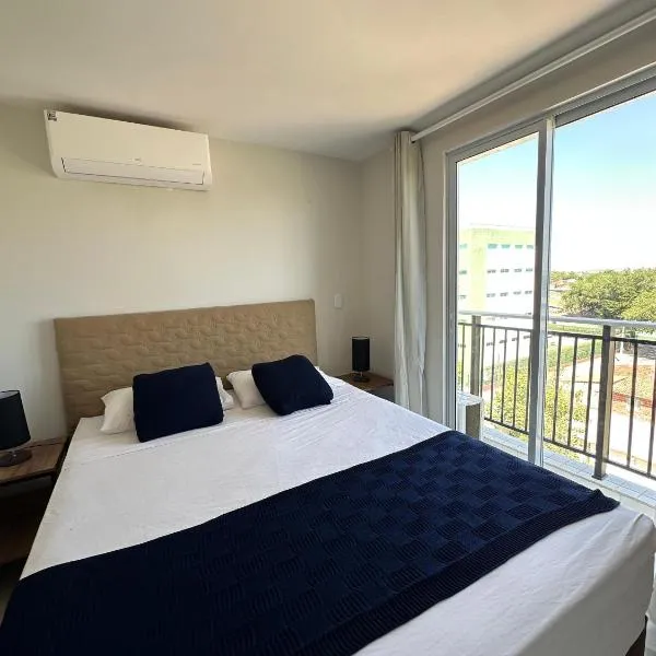 Home Studio，位于索布拉尔的酒店