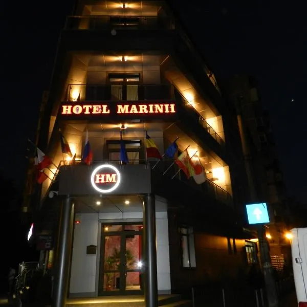 Hotel Marinii，位于Frumuşani的酒店