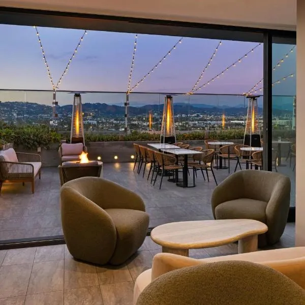 AC Hotel by Marriott Beverly Hills，位于洛杉矶的酒店
